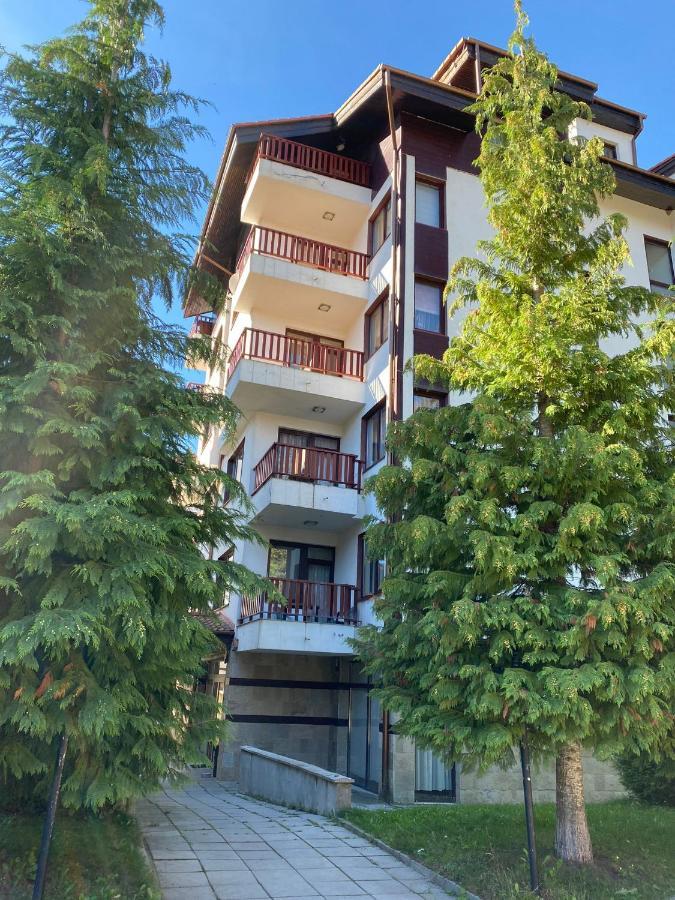 בורובץ Apart Hotel Flora Residence - Clover Building Flat 09 מראה חיצוני תמונה